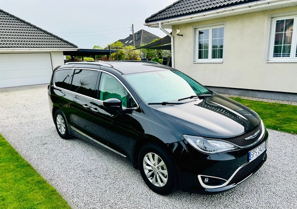 Chrysler Pacifica cena 86900 przebieg: 232231, rok produkcji 2018 z Czarne małe 781